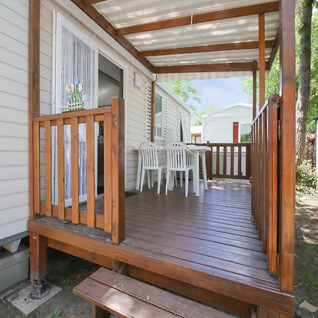 Swanky Mobile In Jean De Monts Near Seabeach * Сен-Жан-де-Мон