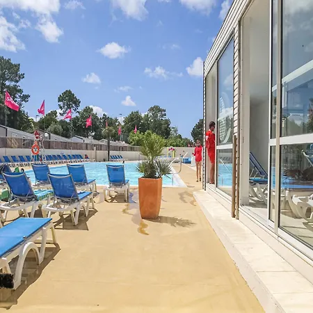 Swanky Mobile In Jean De Monts Near Seabeach Шале Сен-Жан-де-Мон