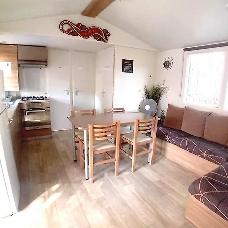 Swanky Mobile In Jean De Monts Near Seabeach Шале Сен-Жан-де-Мон