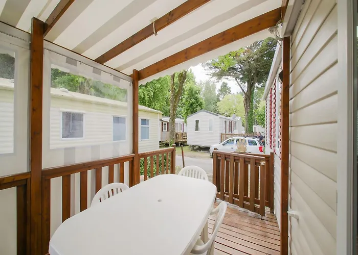 Alpesi faház Swanky Mobile In Jean De Monts Near Seabeach Saint-Jean-de-Monts