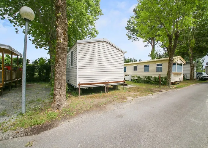 Alpesi faház Swanky Mobile In Jean De Monts Near Seabeach Saint-Jean-de-Monts