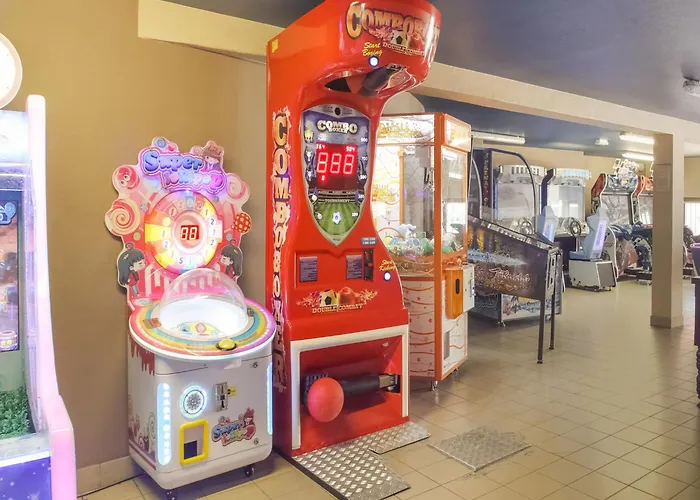 Swanky Mobile In Jean De Monts Near Seabeach * Saint-Jean-de-Monts