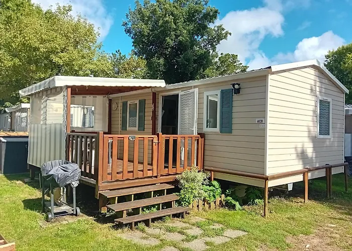 Alpesi faház Swanky Mobile In Jean De Monts Near Seabeach