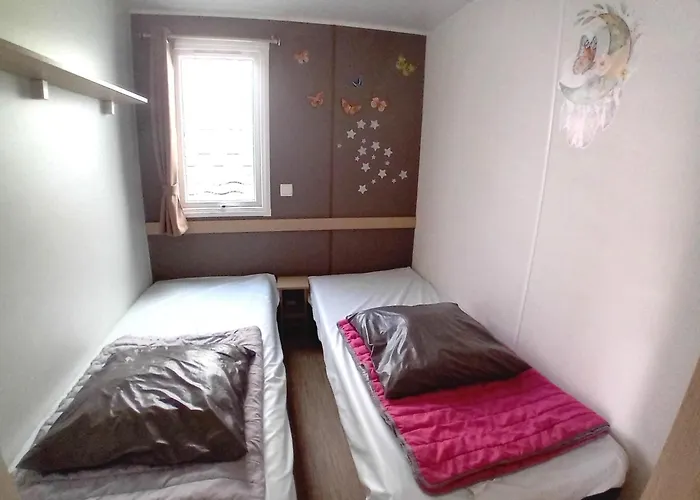 Alpesi faház Swanky Mobile In Jean De Monts Near Seabeach