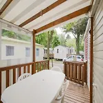 Chalet Swanky Mobile In Jean De Monts Near Seabeach Saint-Jean-de-Monts