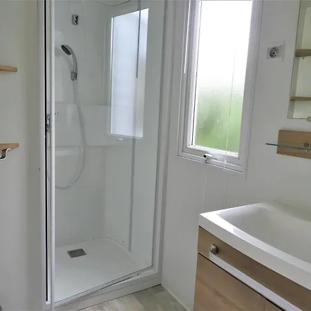 شاليه Swanky Mobile In Jean De Monts Near Seabeach سان جان دي مونت