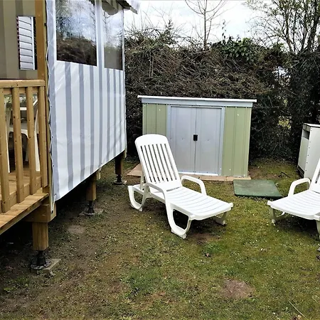 Swanky Mobile In Jean De Monts Near Seabeach