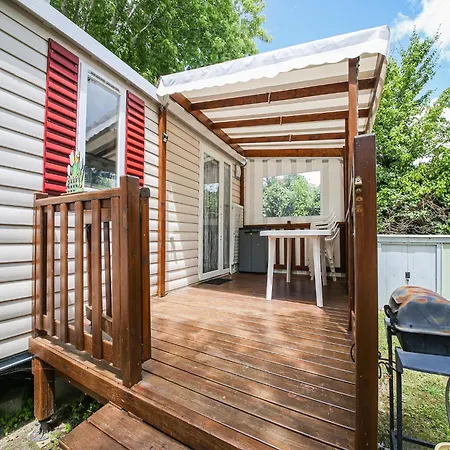 Swanky Mobile In Jean De Monts Near Seabeach * Saint-Jean-de-Monts