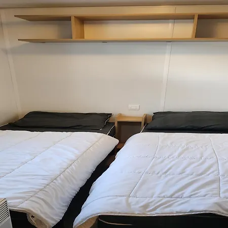 Swanky Mobile In Jean De Monts Near Seabeach *