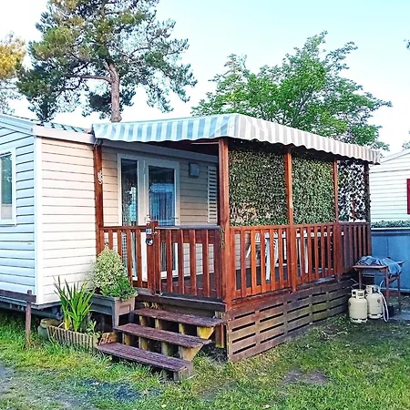 Chalé Swanky Mobile In Jean De Monts Near Seabeach