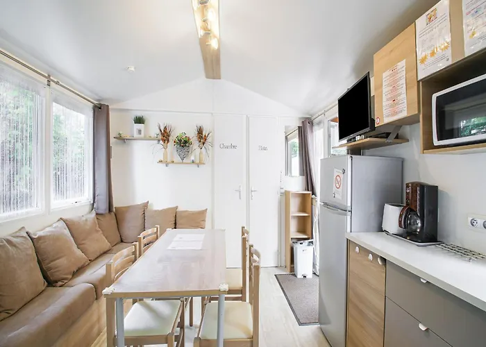 Swanky Mobile In Jean De Monts Near Seabeach Saint-Jean-de-Monts